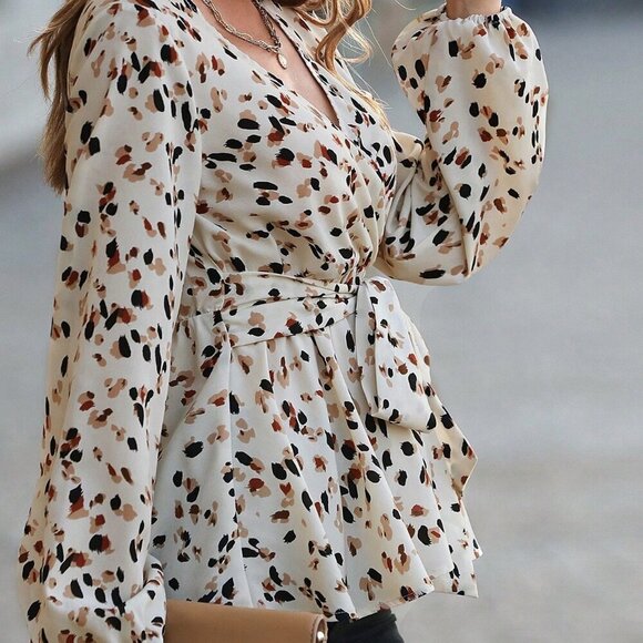 Apricot Casual Women's Allover Print Lantern Sleeve Belted Peplum Blouse - Picture 4 of 6